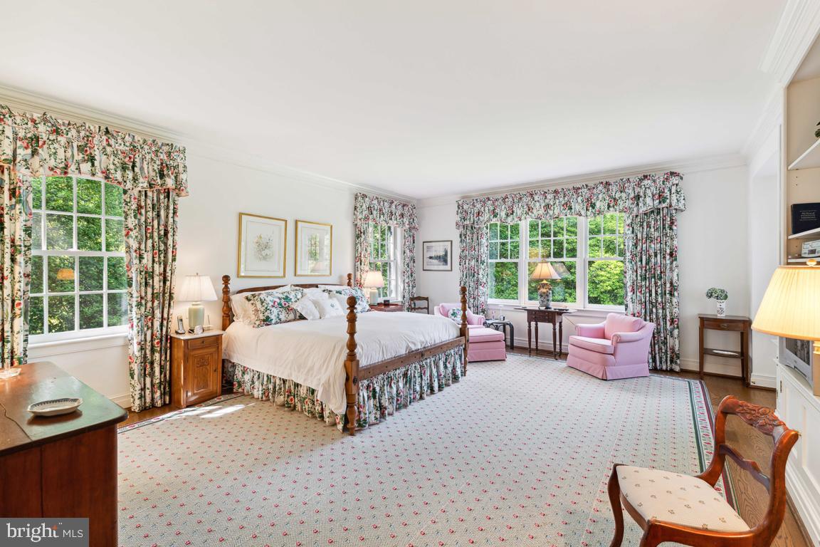 OAK HILL ESTATES - Residential