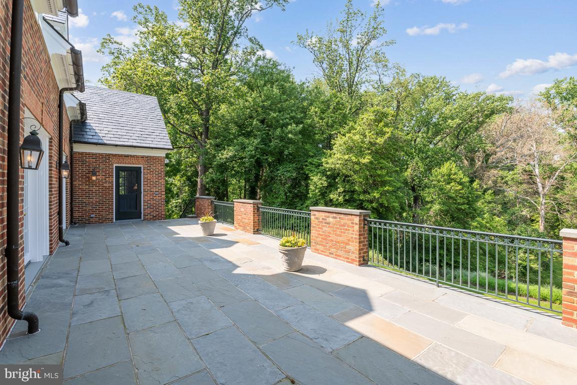 OAK HILL ESTATES - Residential