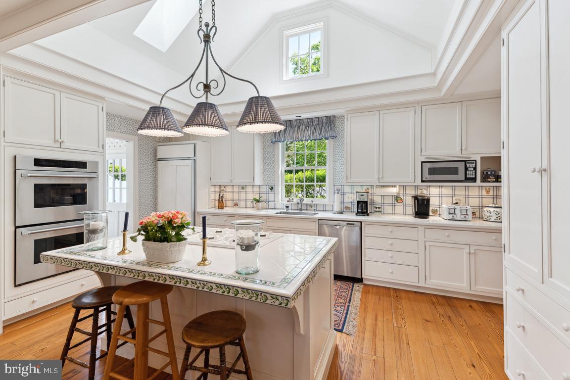 OAK HILL ESTATES - Residential