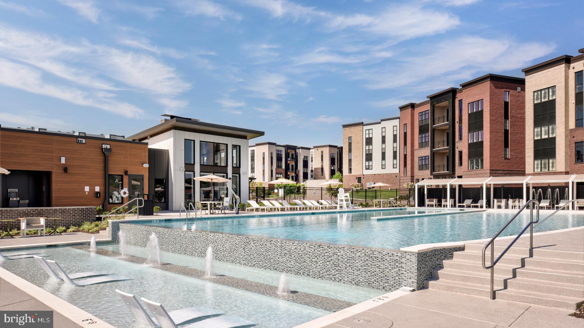 METRO WALK AT MOOREFIELD STATION - Residential