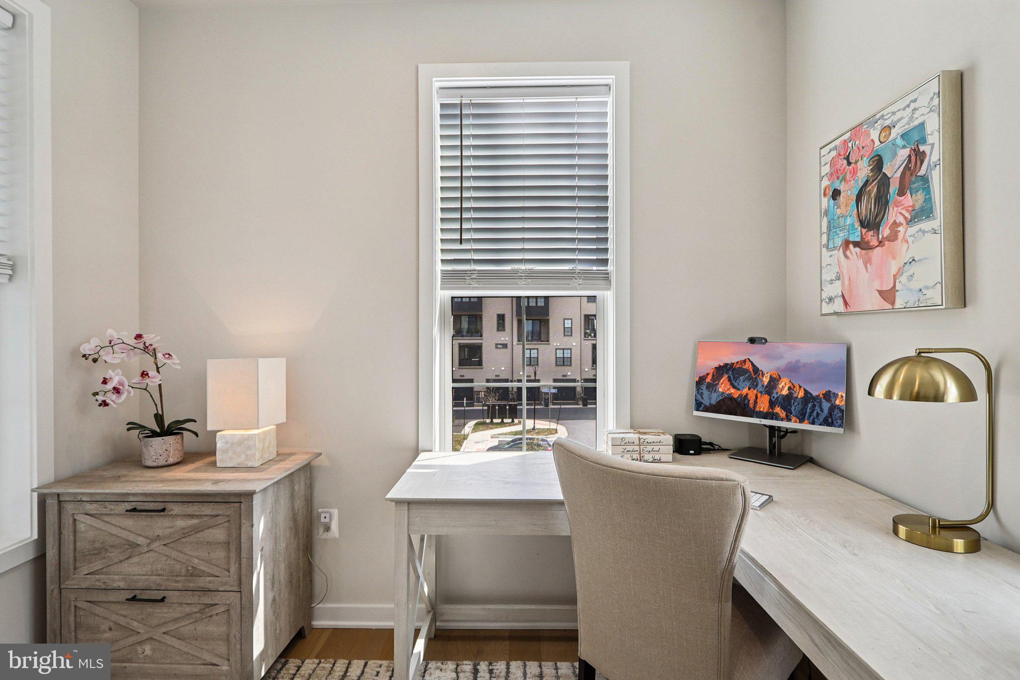 METRO WALK AT MOOREFIELD STATION - Residential