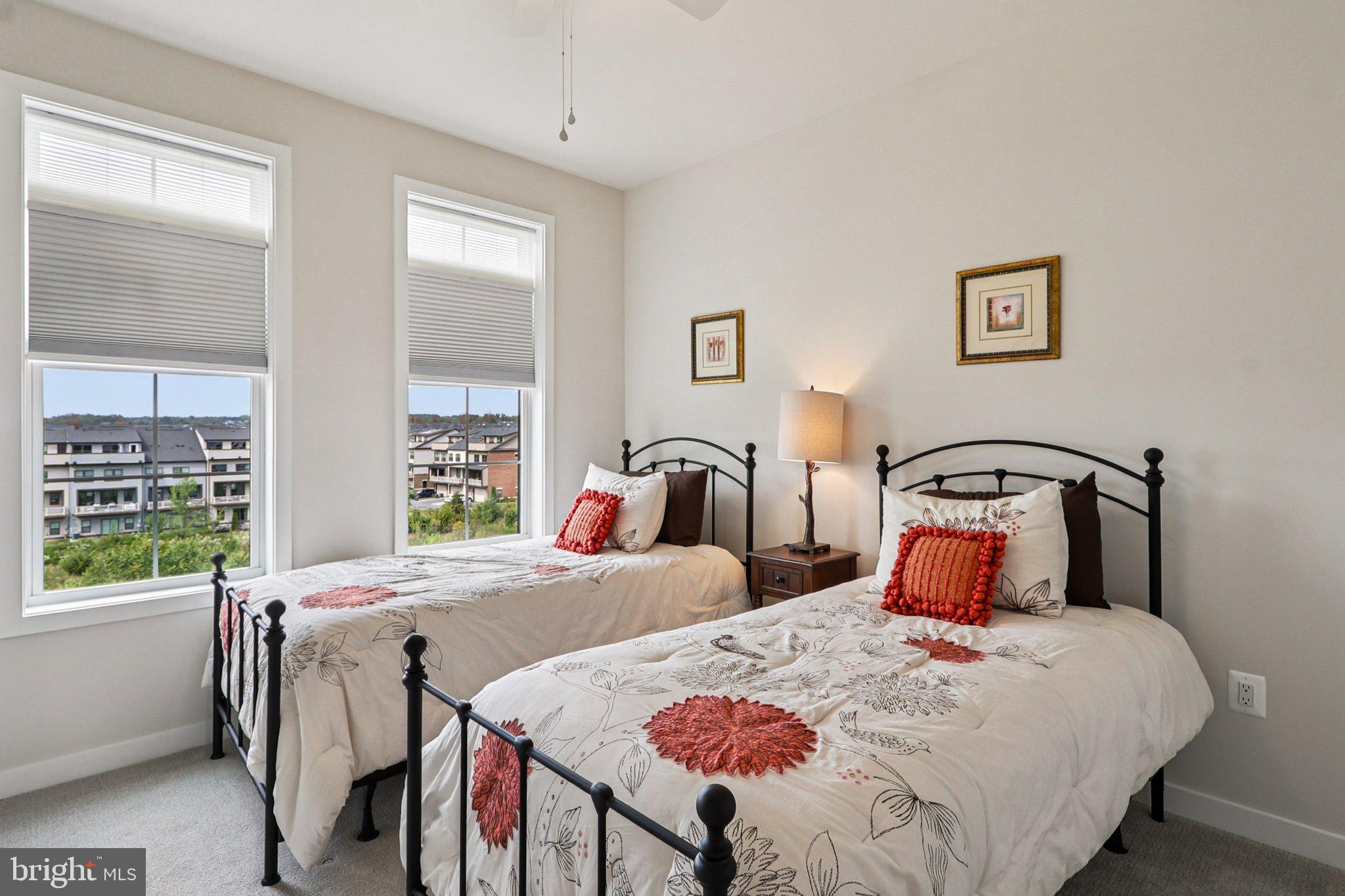 METRO WALK AT MOOREFIELD STATION - Residential