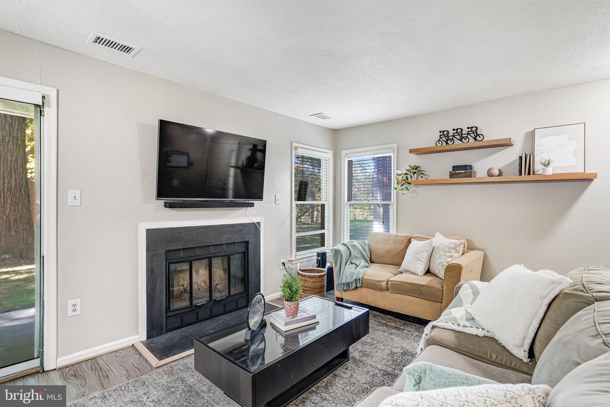 THE COVE - Residential