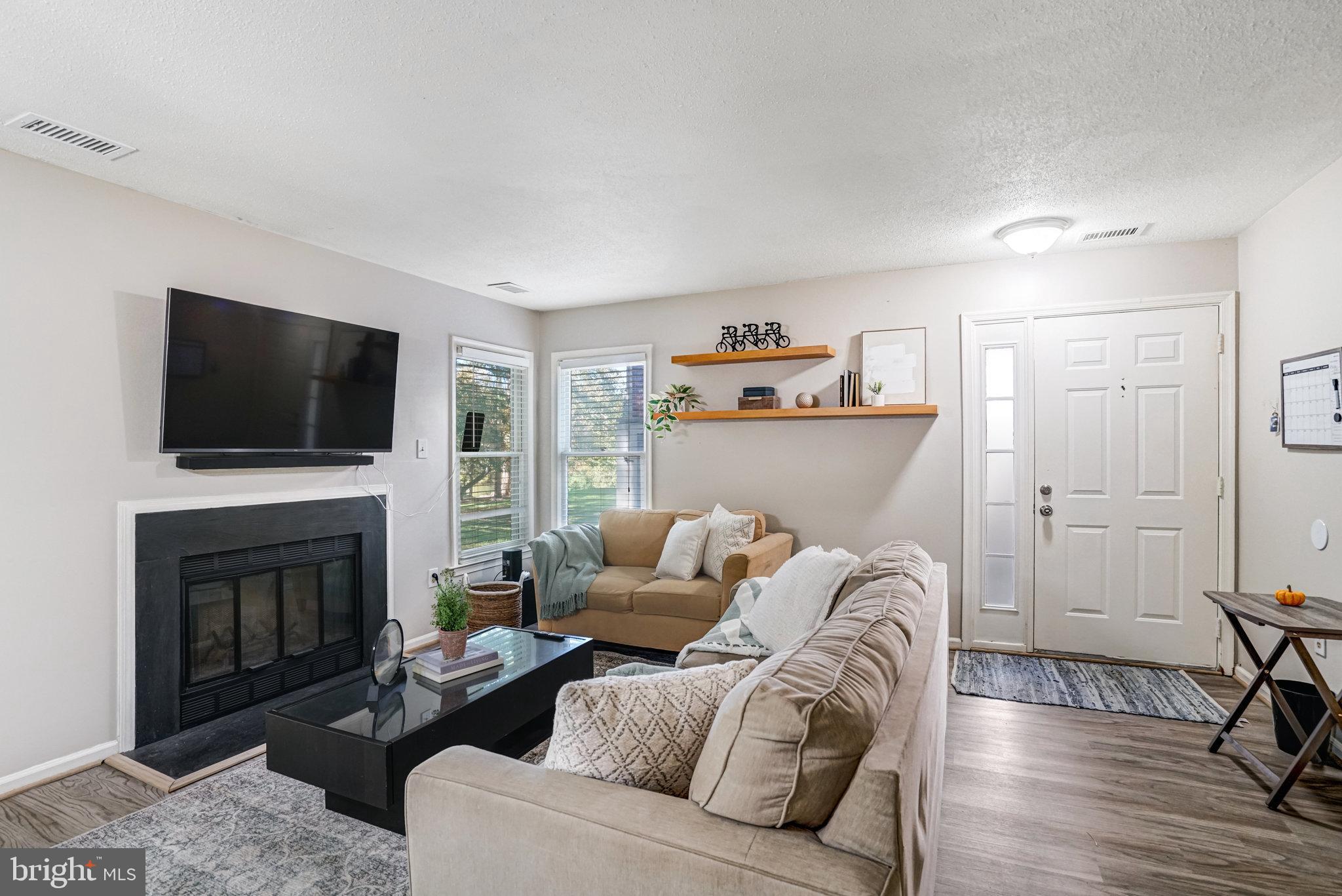 THE COVE - Residential