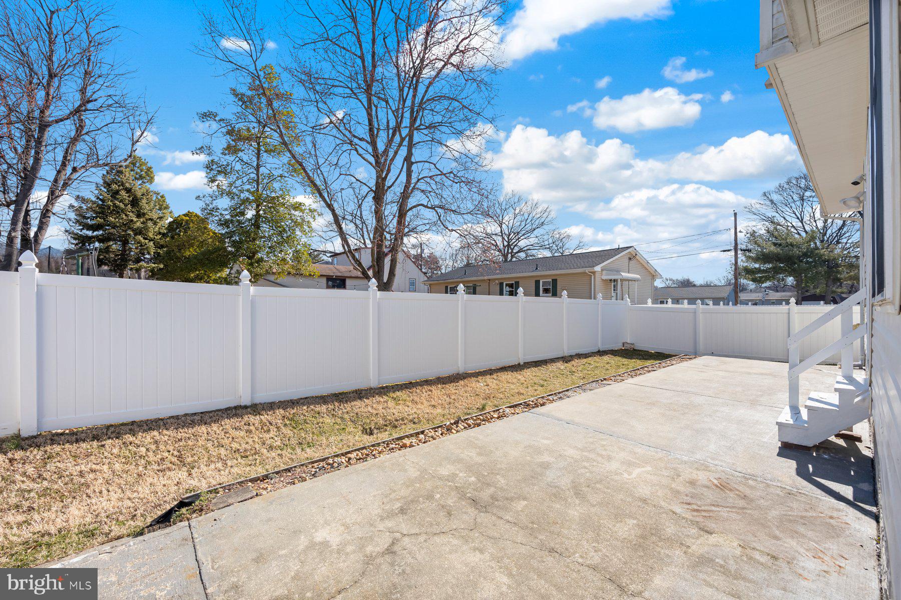 WOODLAWN HEIGHTS - Residential