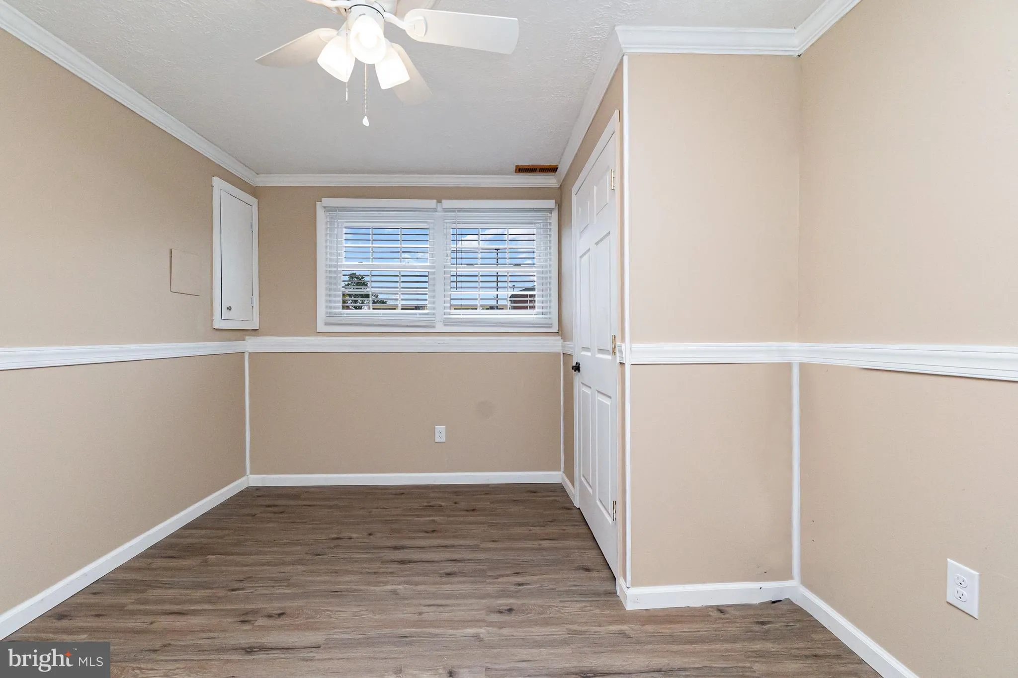 Perryville, Maryland 21903, United States, 4 Bedrooms Bedrooms, ,2 BathroomsBathrooms,Residential,Active,212951