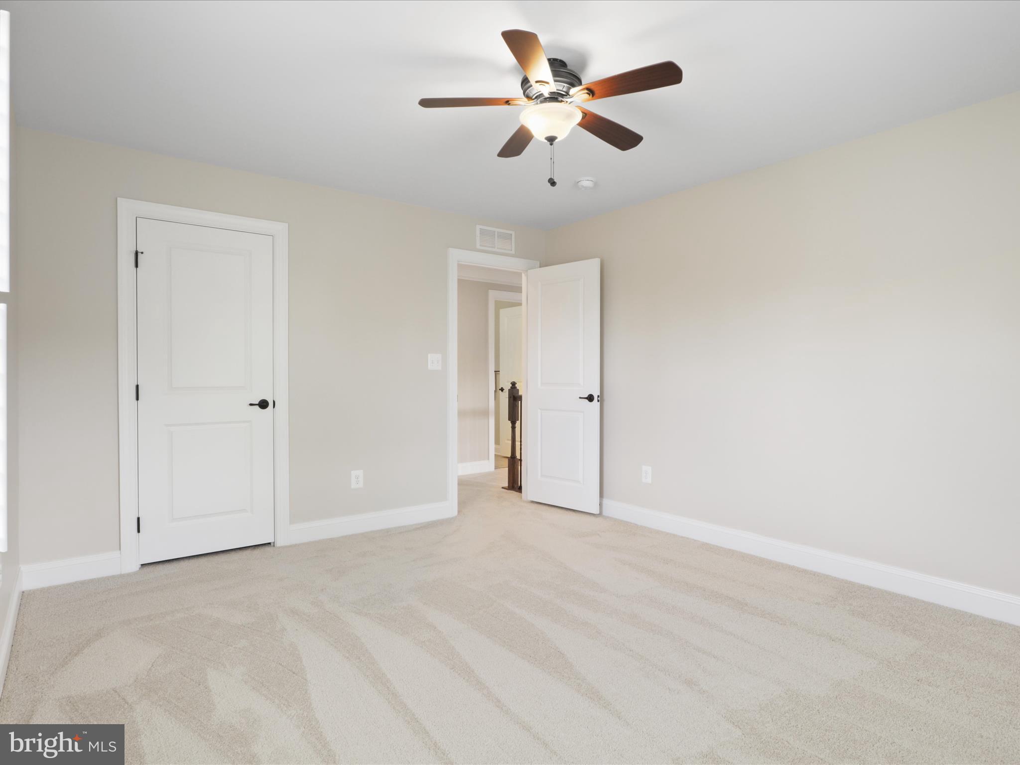 ASHBURN - Residential