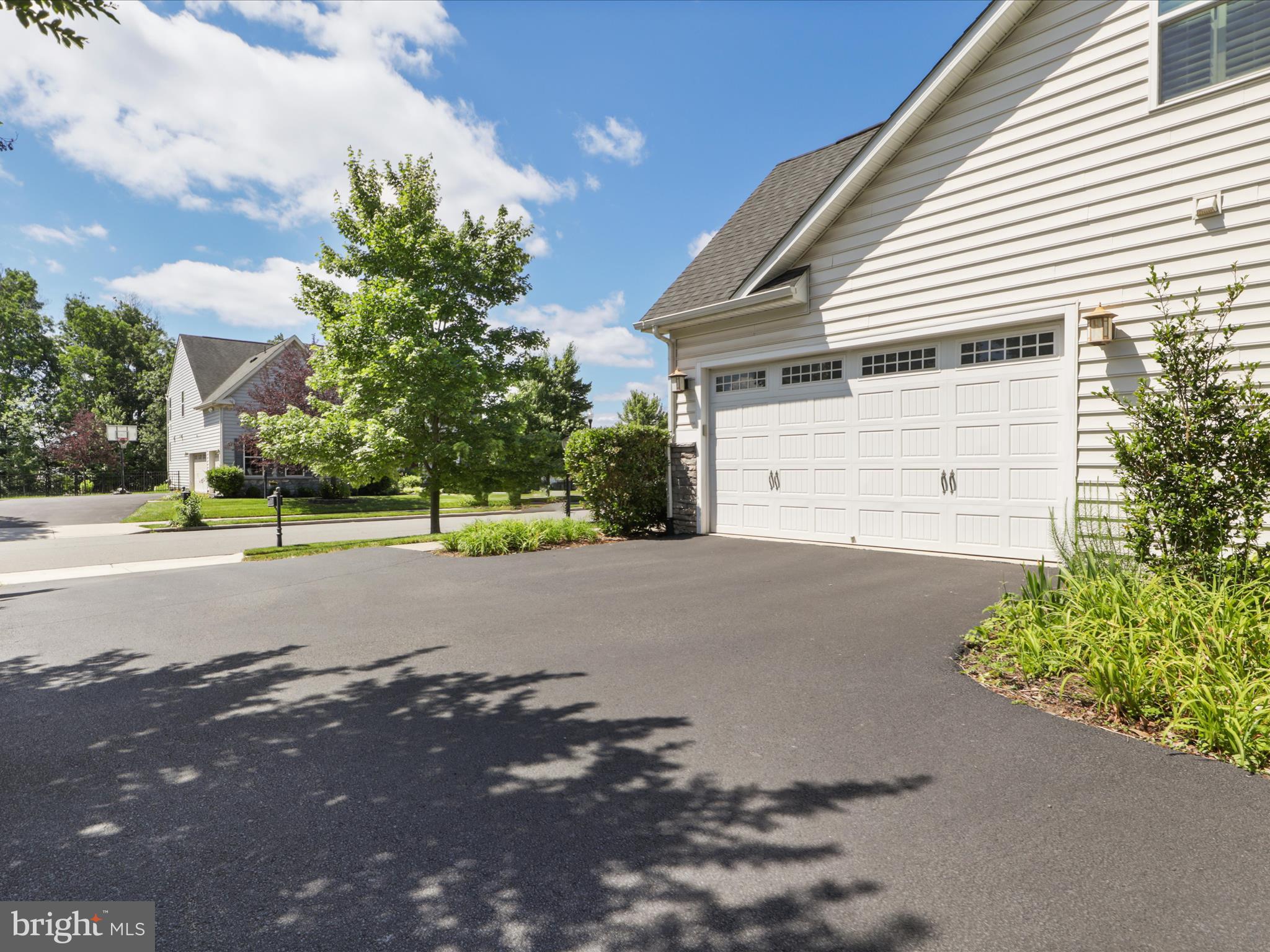 ASHBURN - Residential