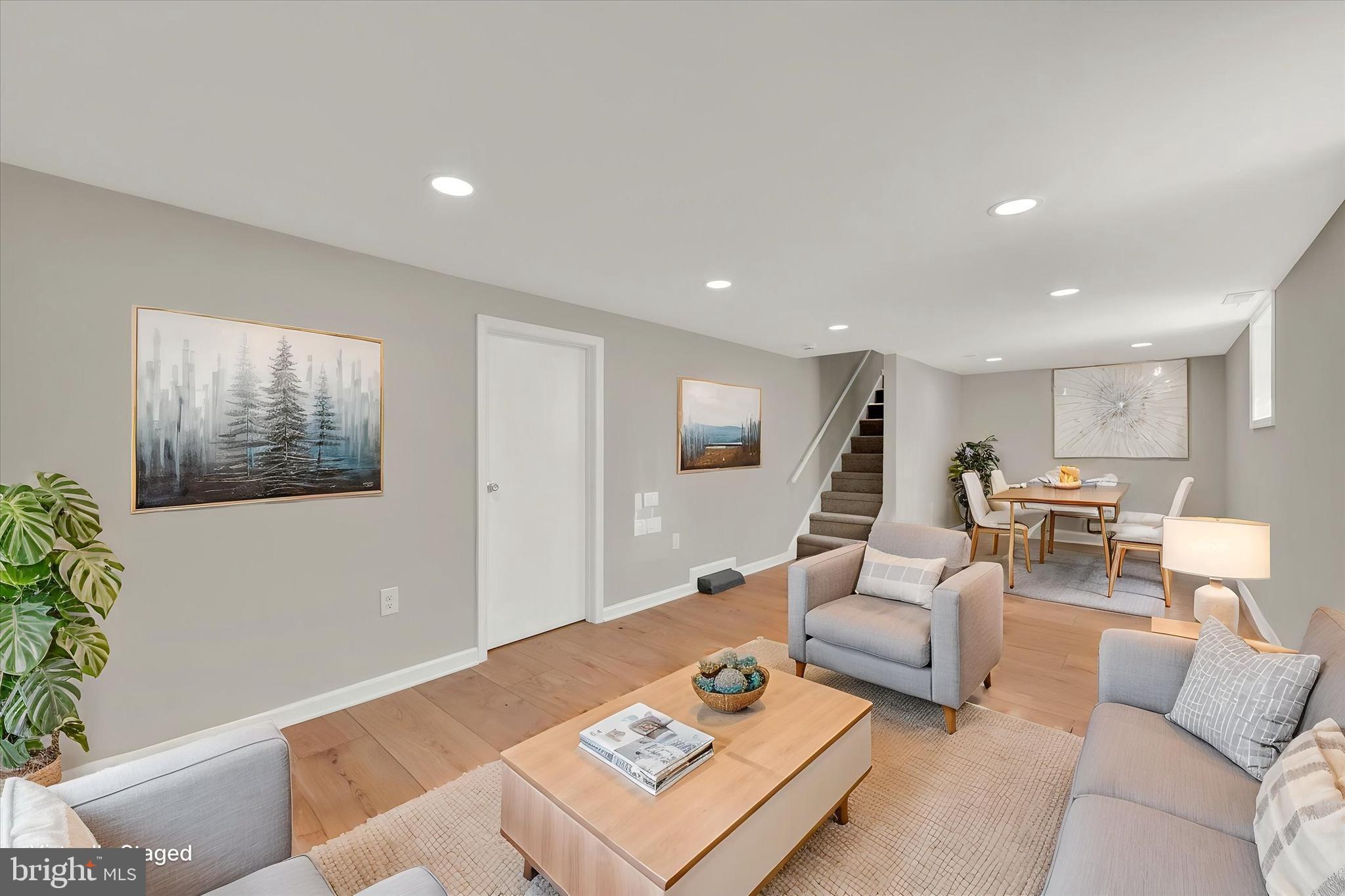 FULLERTON - Residential