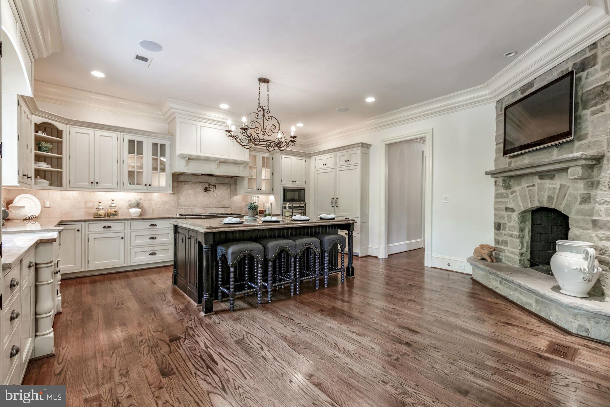 LANGLEY FARMS - Residential