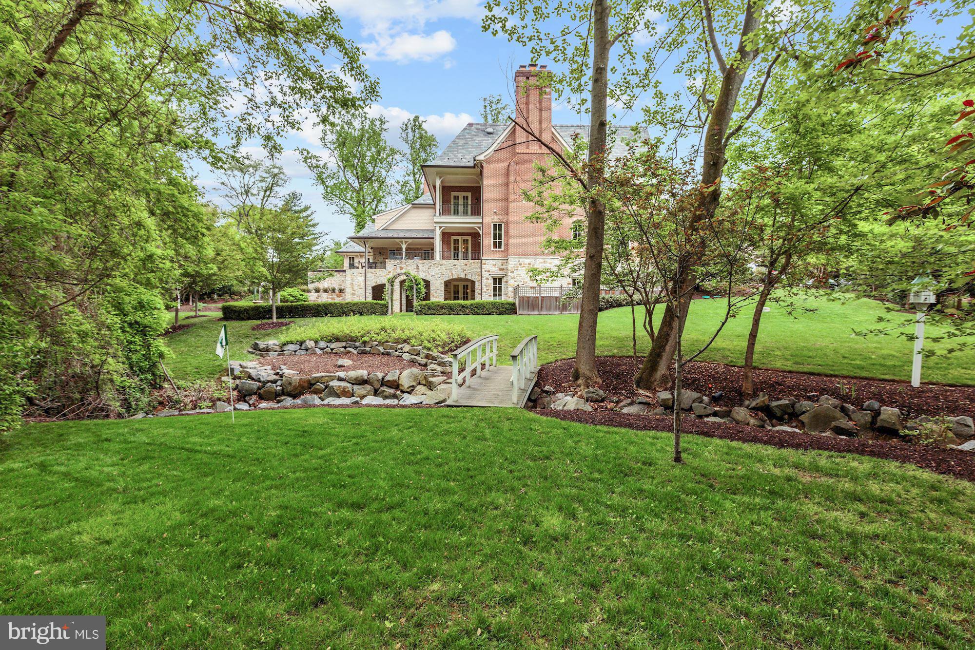 LANGLEY FARMS - Residential