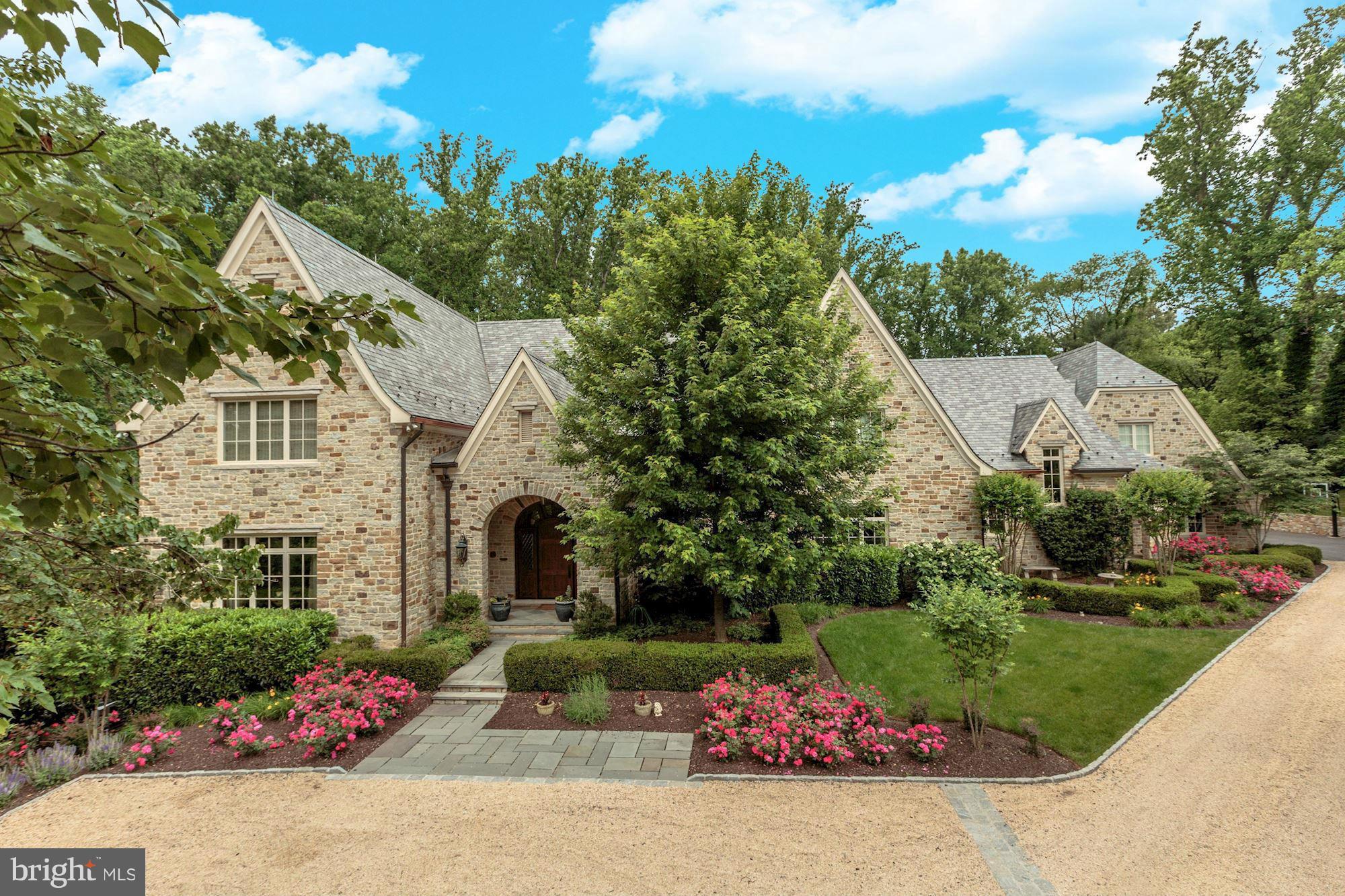 LANGLEY FARMS - Residential