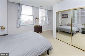 1600 ARCH STREET 18 1015