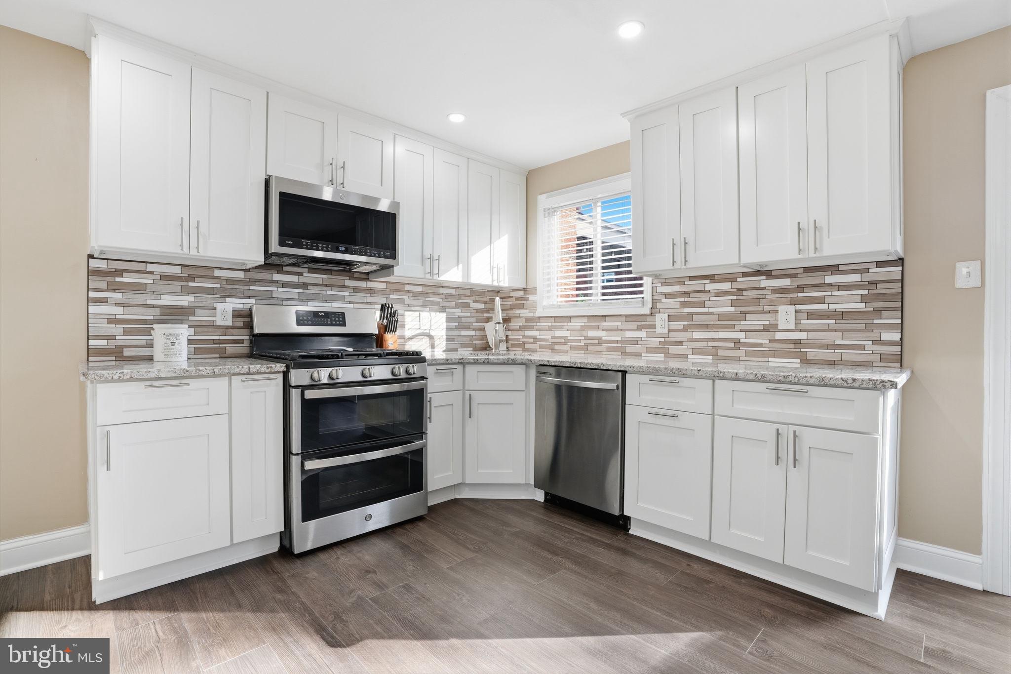 PARKWOOD - Residential