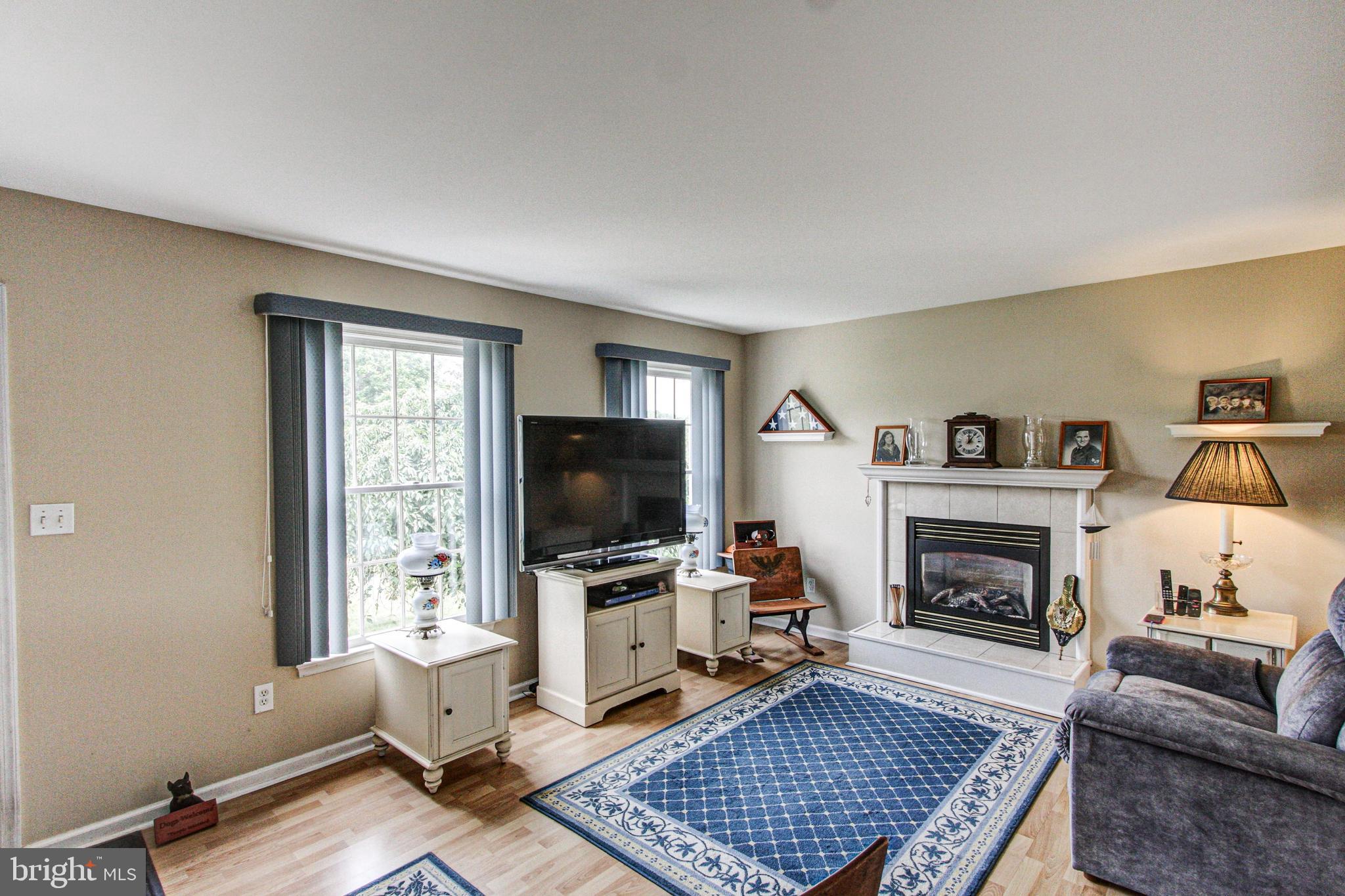 FOX HUNT ESTS - Residential