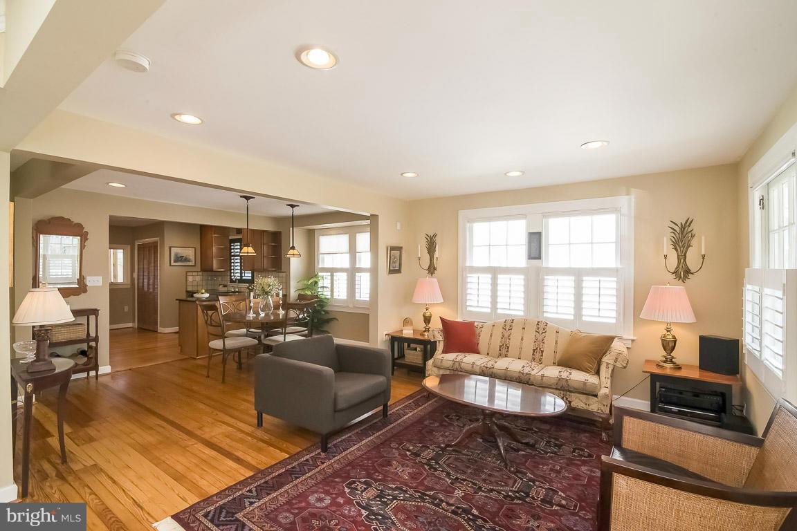 MURRAY HILL - Residential