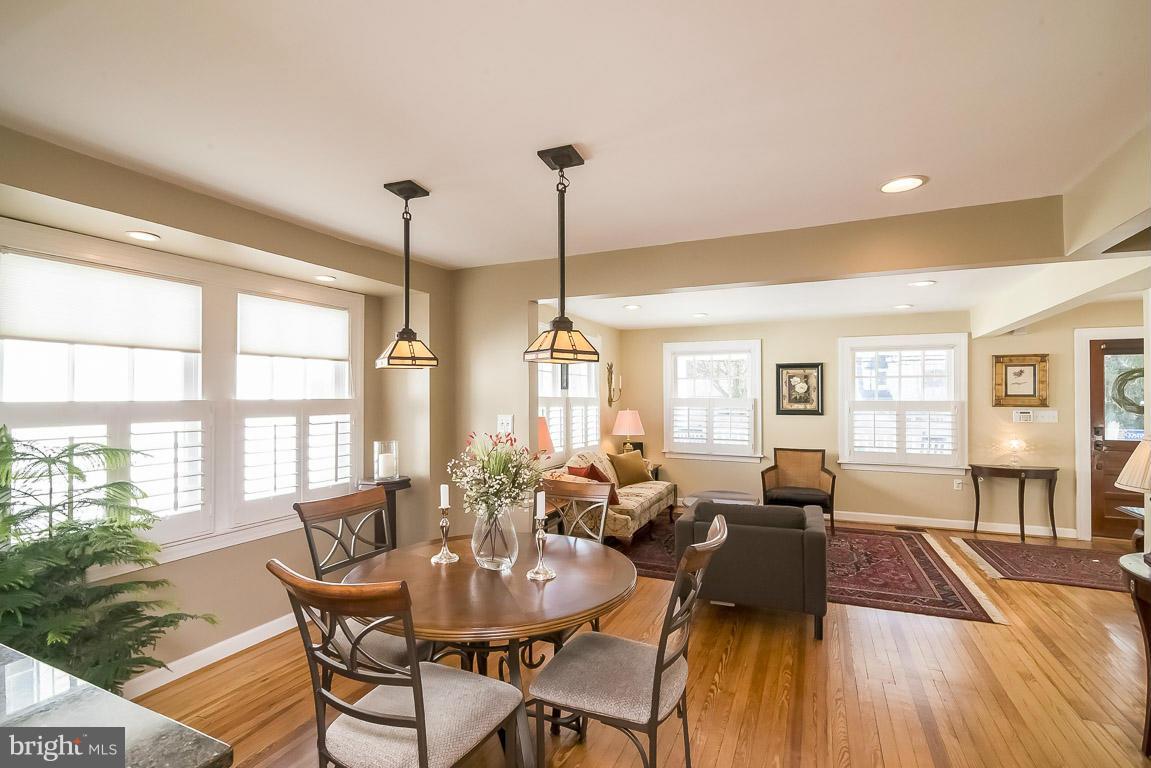 MURRAY HILL - Residential