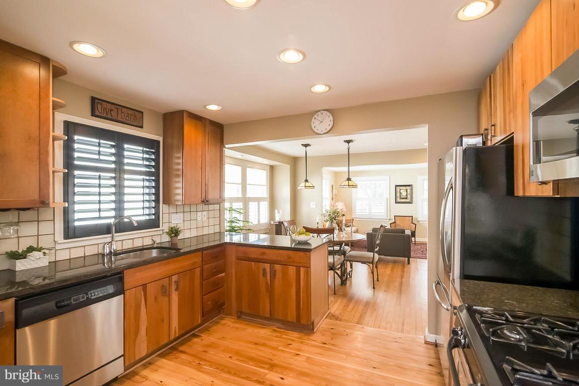 MURRAY HILL - Residential