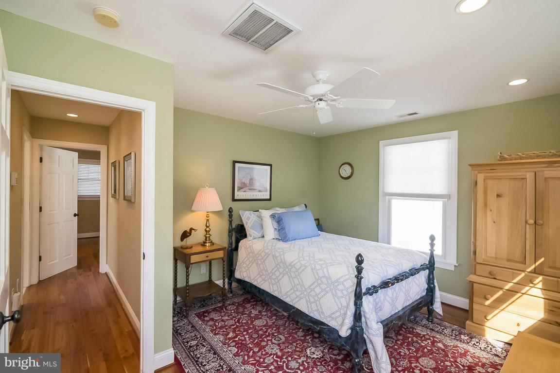 MURRAY HILL - Residential