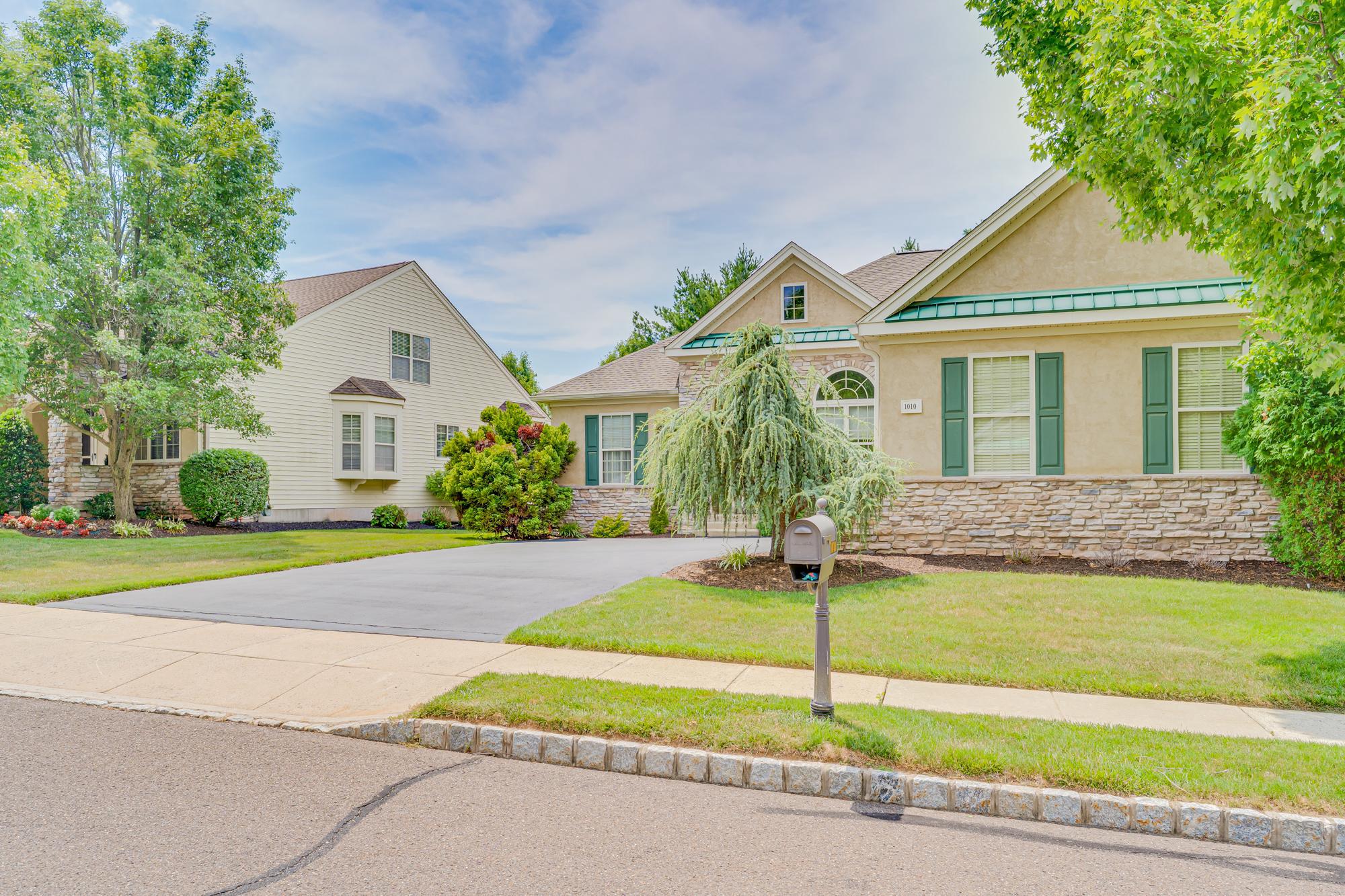 1010 MONROE DRIVE