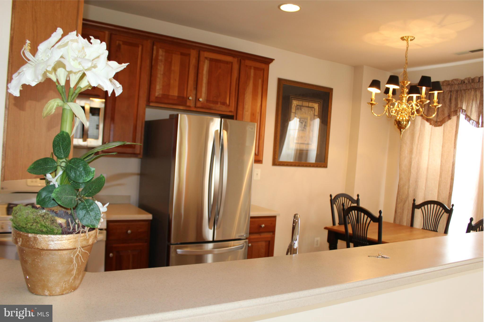 OLD TOWN CRESCENT - Residential