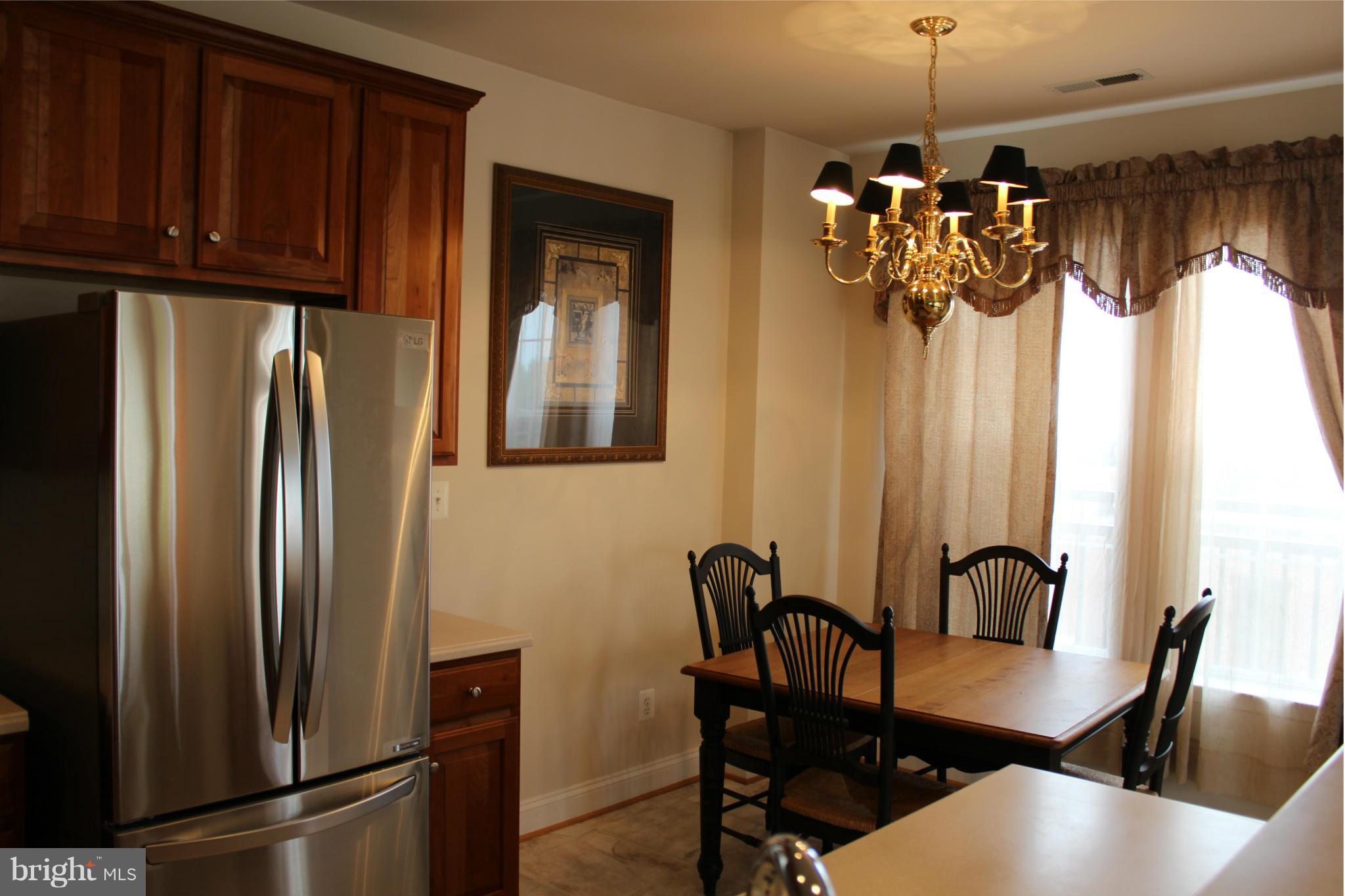 OLD TOWN CRESCENT - Residential