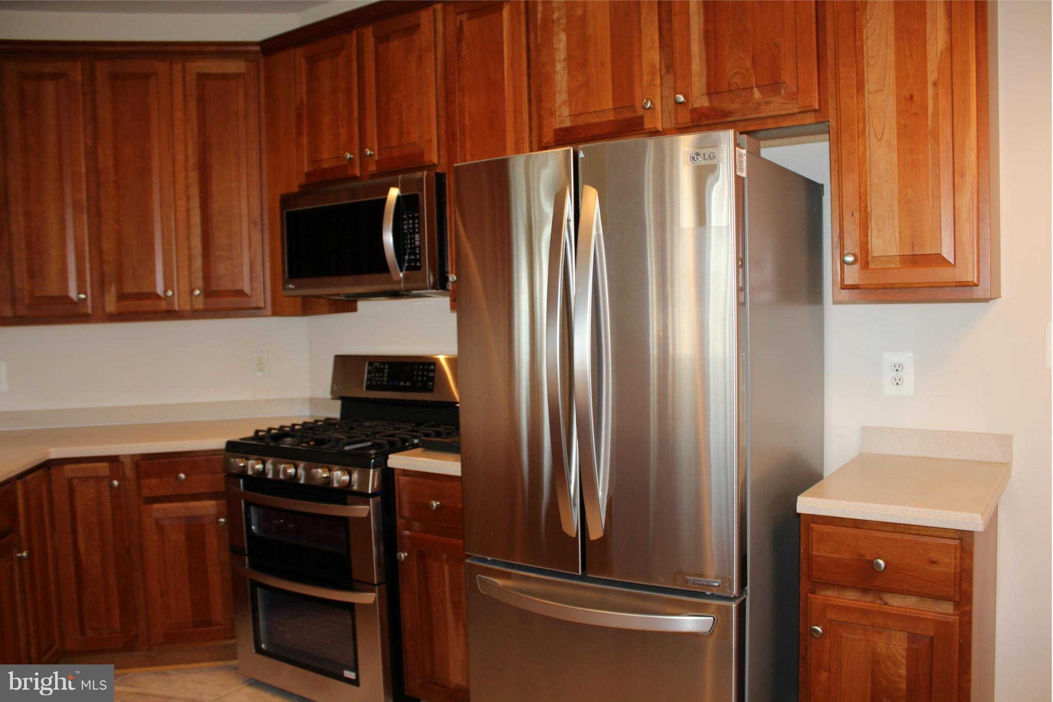 OLD TOWN CRESCENT - Residential