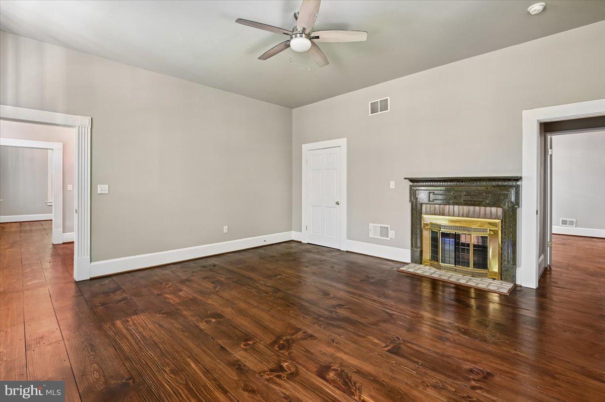 SIMPSON WOODS - Residential