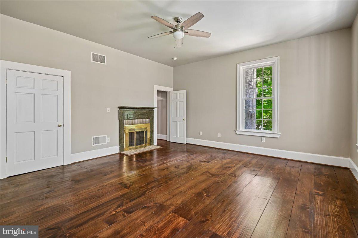 SIMPSON WOODS - Residential