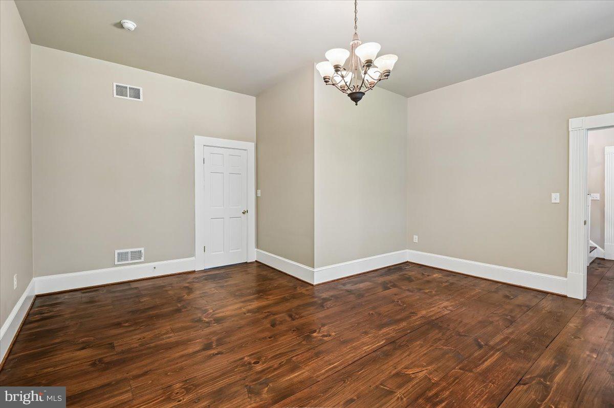 SIMPSON WOODS - Residential