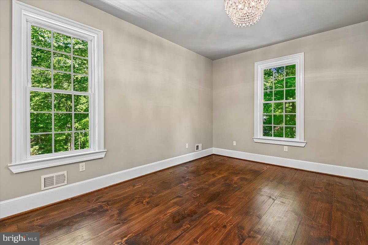 SIMPSON WOODS - Residential