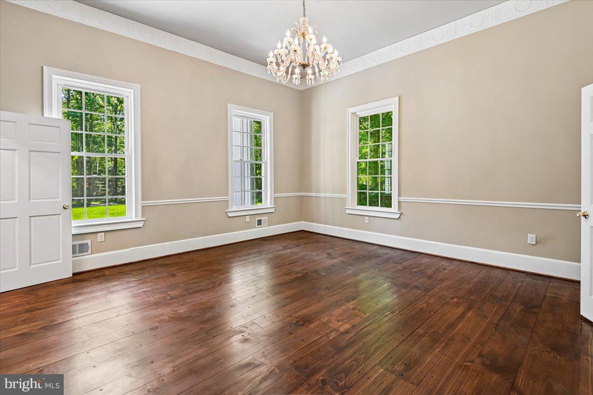 SIMPSON WOODS - Residential