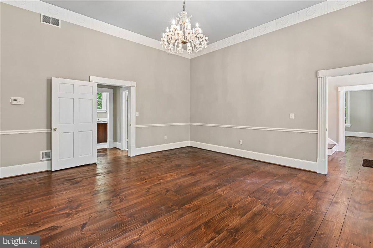 SIMPSON WOODS - Residential