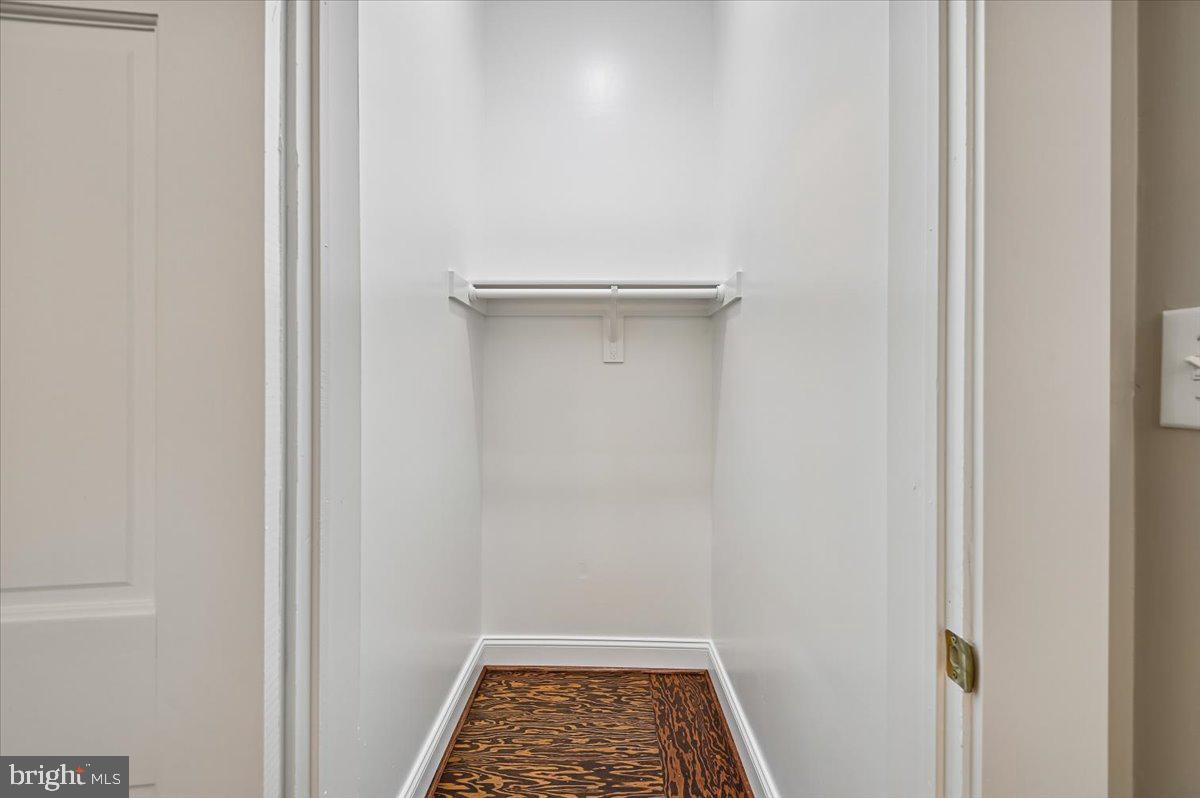 SIMPSON WOODS - Residential