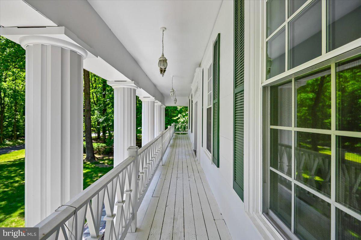 SIMPSON WOODS - Residential
