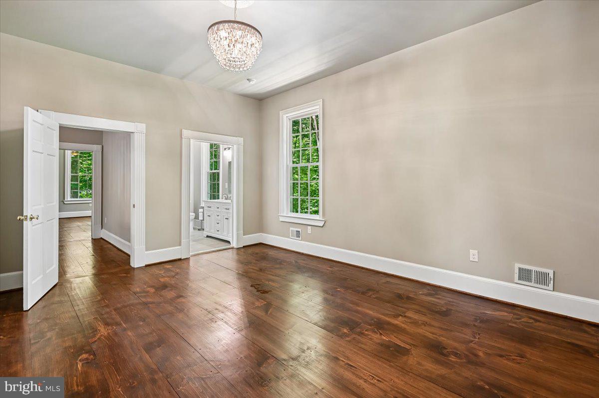 SIMPSON WOODS - Residential