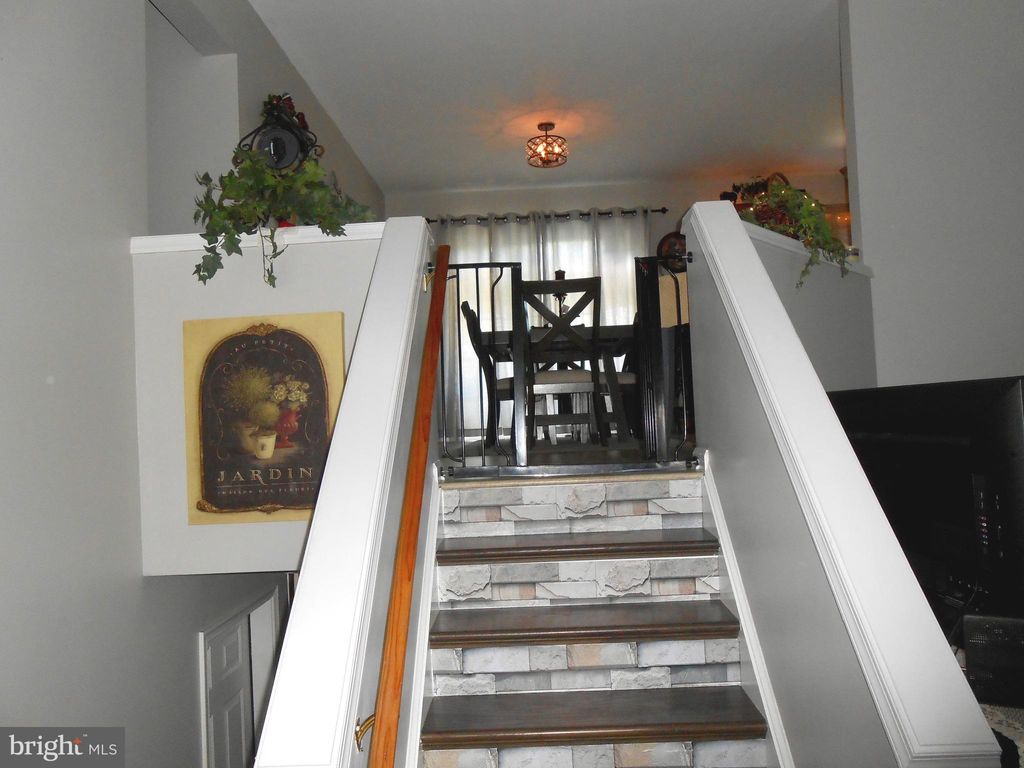 Photo of 18 Pebble Creek Drive, Lititz, PA 17543 (MLS # PALA2052266)