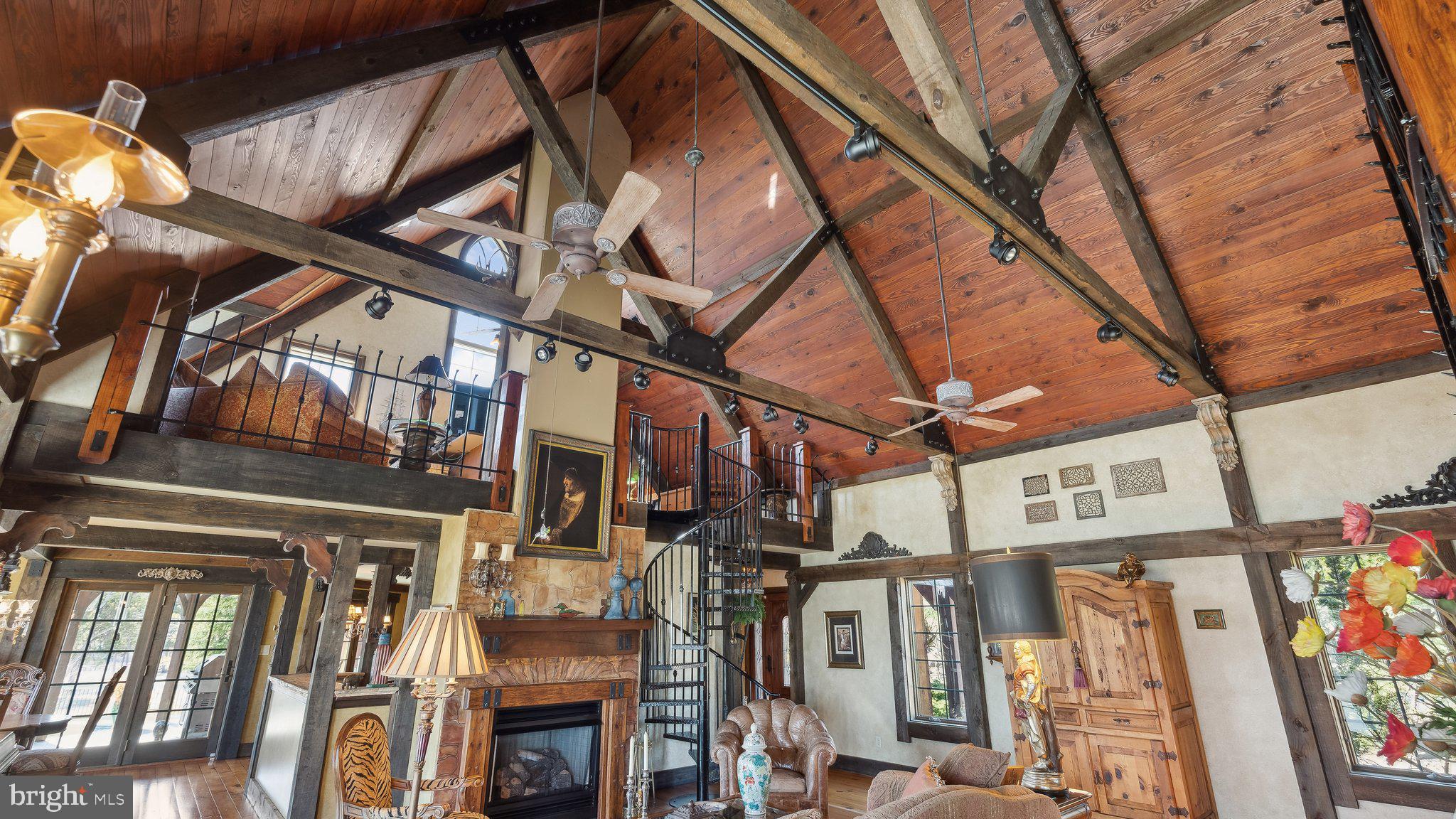 CURRIOMAN LANDING - Residential