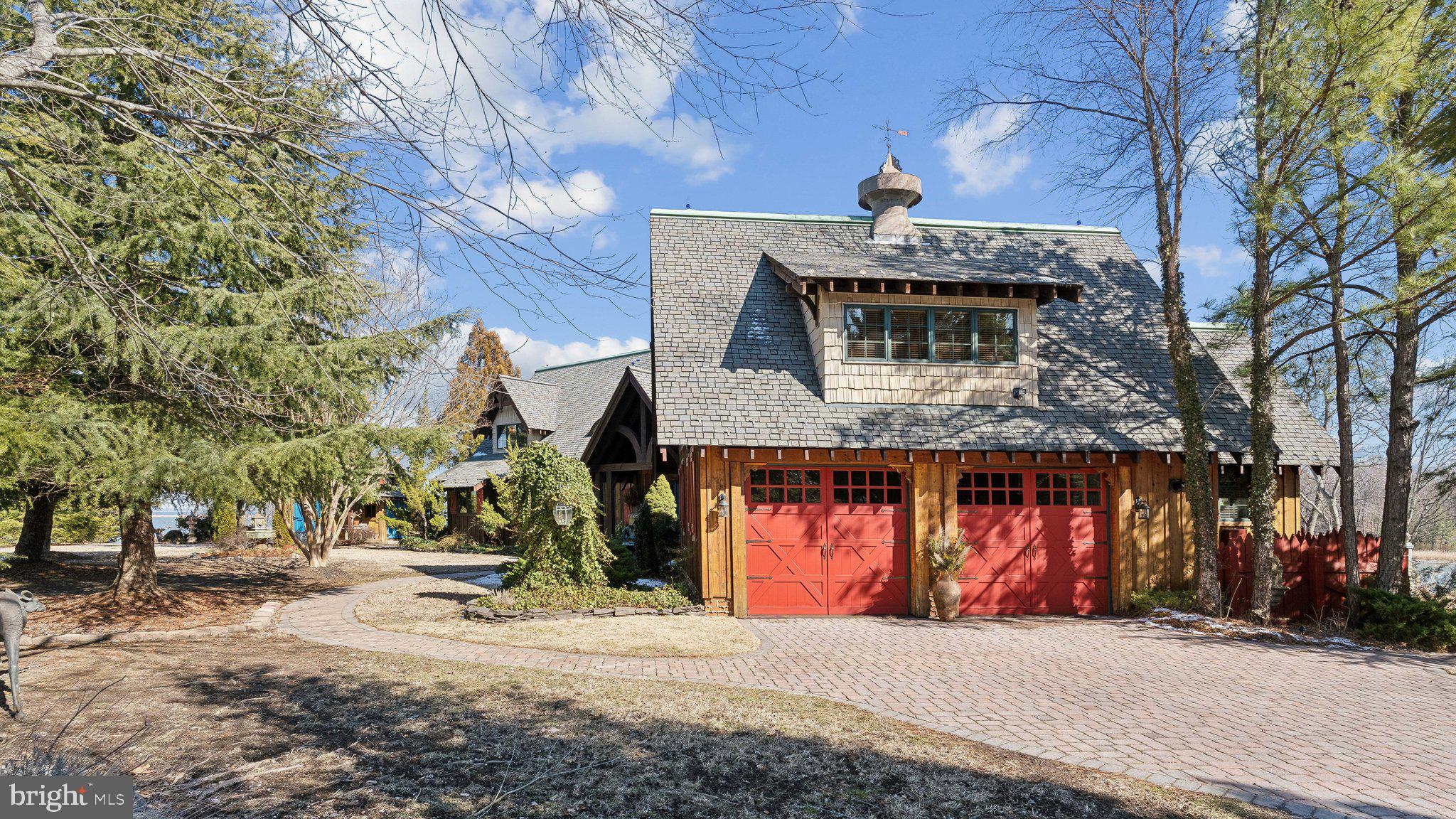 CURRIOMAN LANDING - Residential