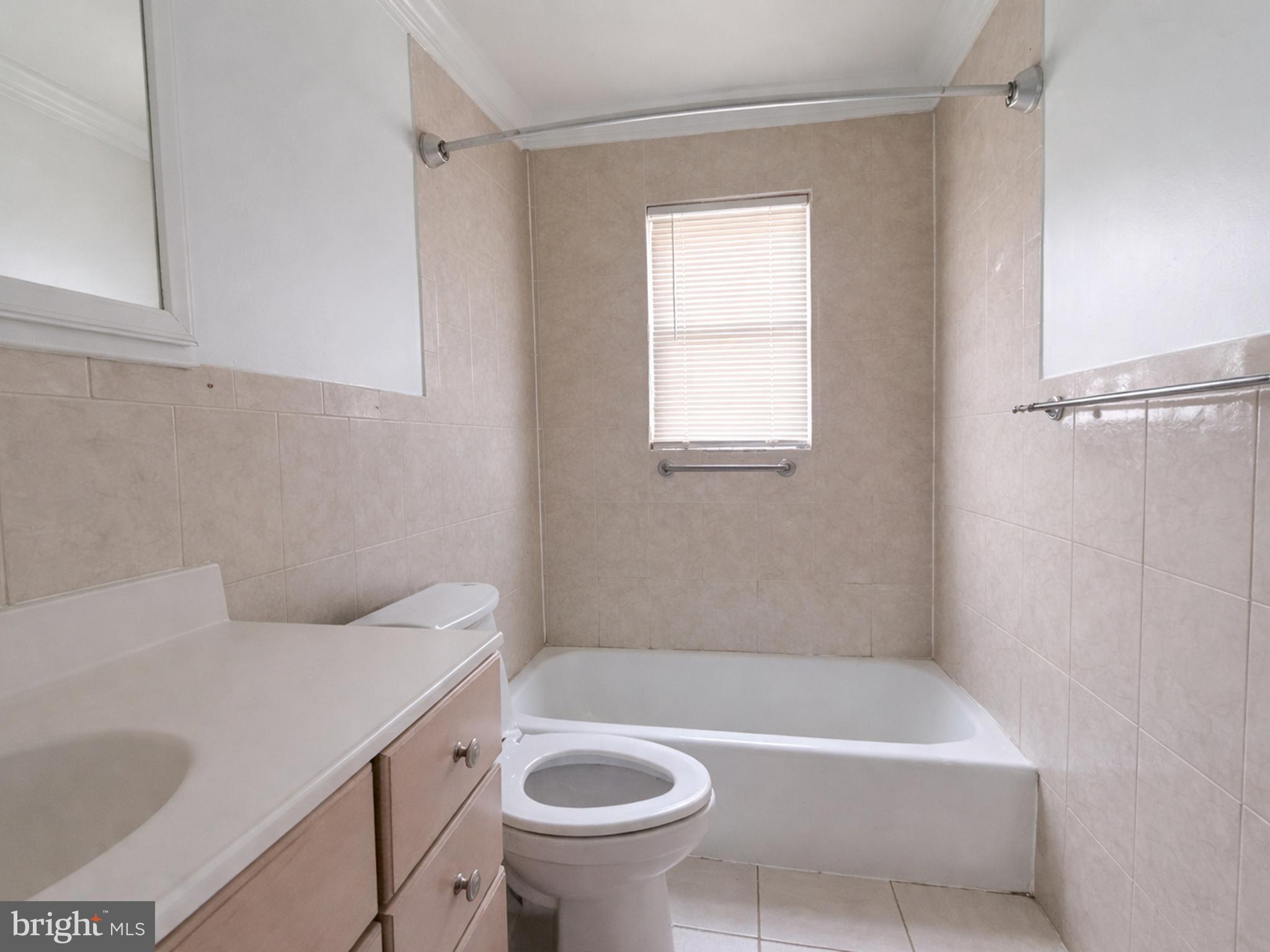 RIGGS MANOR - Residential