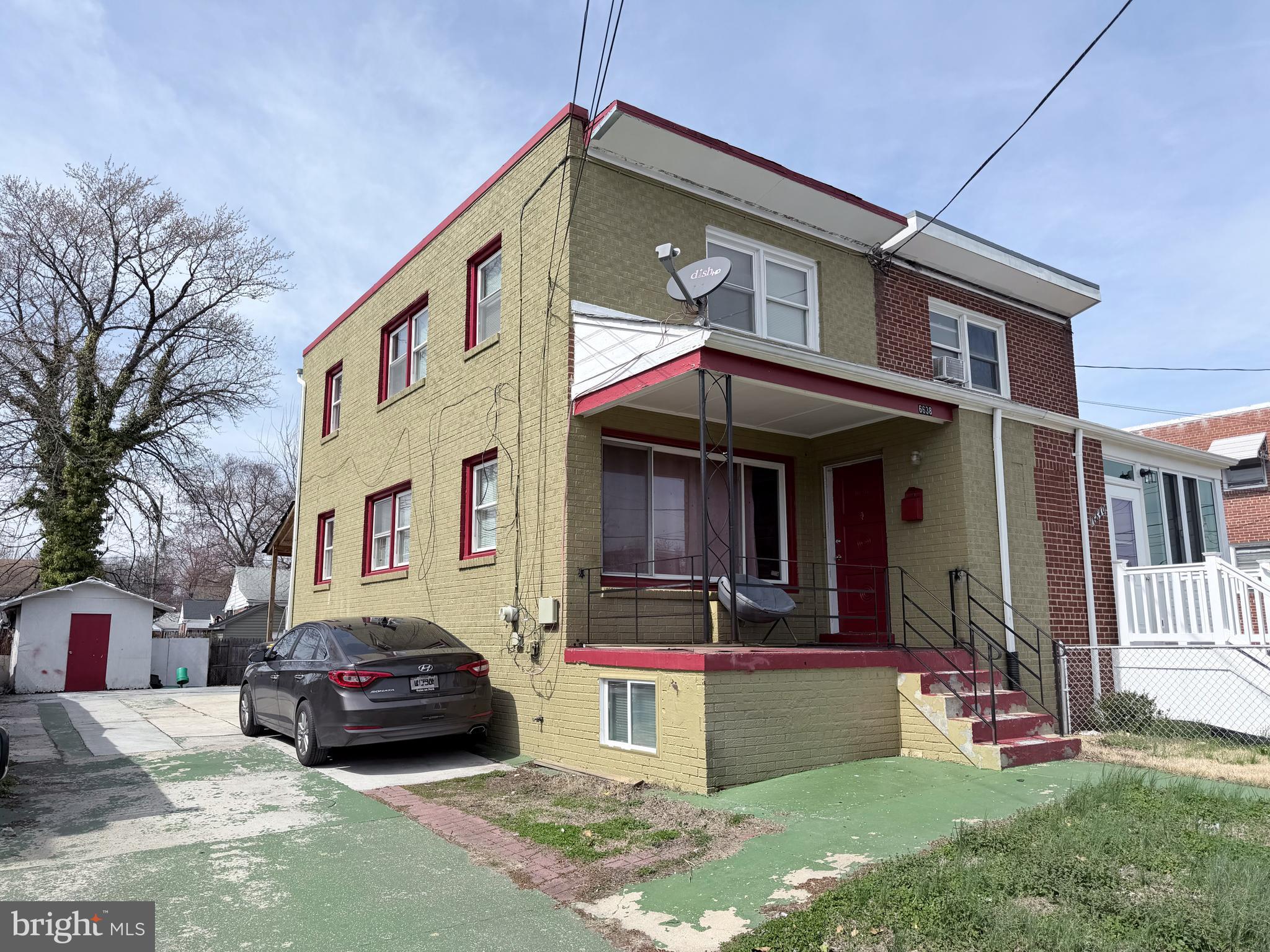 RIGGS MANOR - Residential