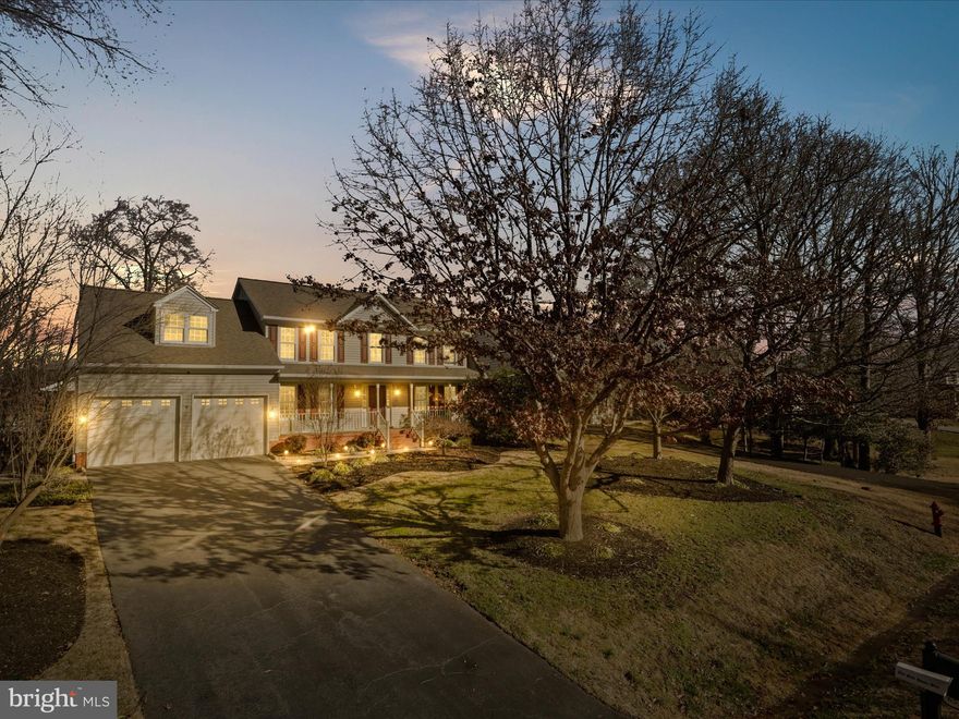 Beautiful, detached home with hardwood flooring and a main-level bedroom suite! Gourmet kitchen and oversized bedrooms. Primary bedroom has a huge luxury bath and walk-in closet. Lower-level offers a wetbar, recreation room with theatre, home office or additional bedroom. Oversized garage with handicap access. Covered hot tub in the back. Approx. 1/2 acre lot! This is the one!