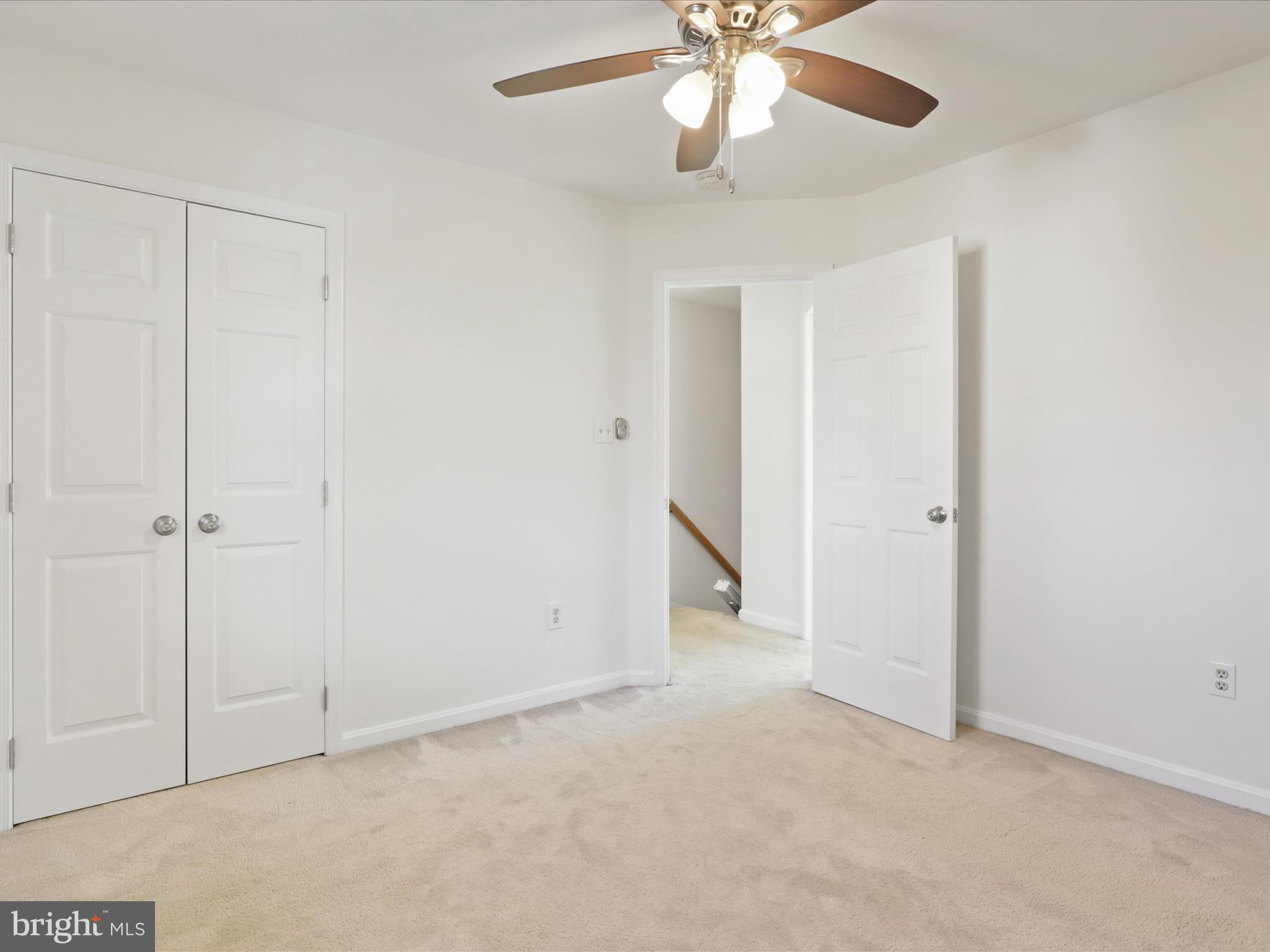 FOX POINT - Residential