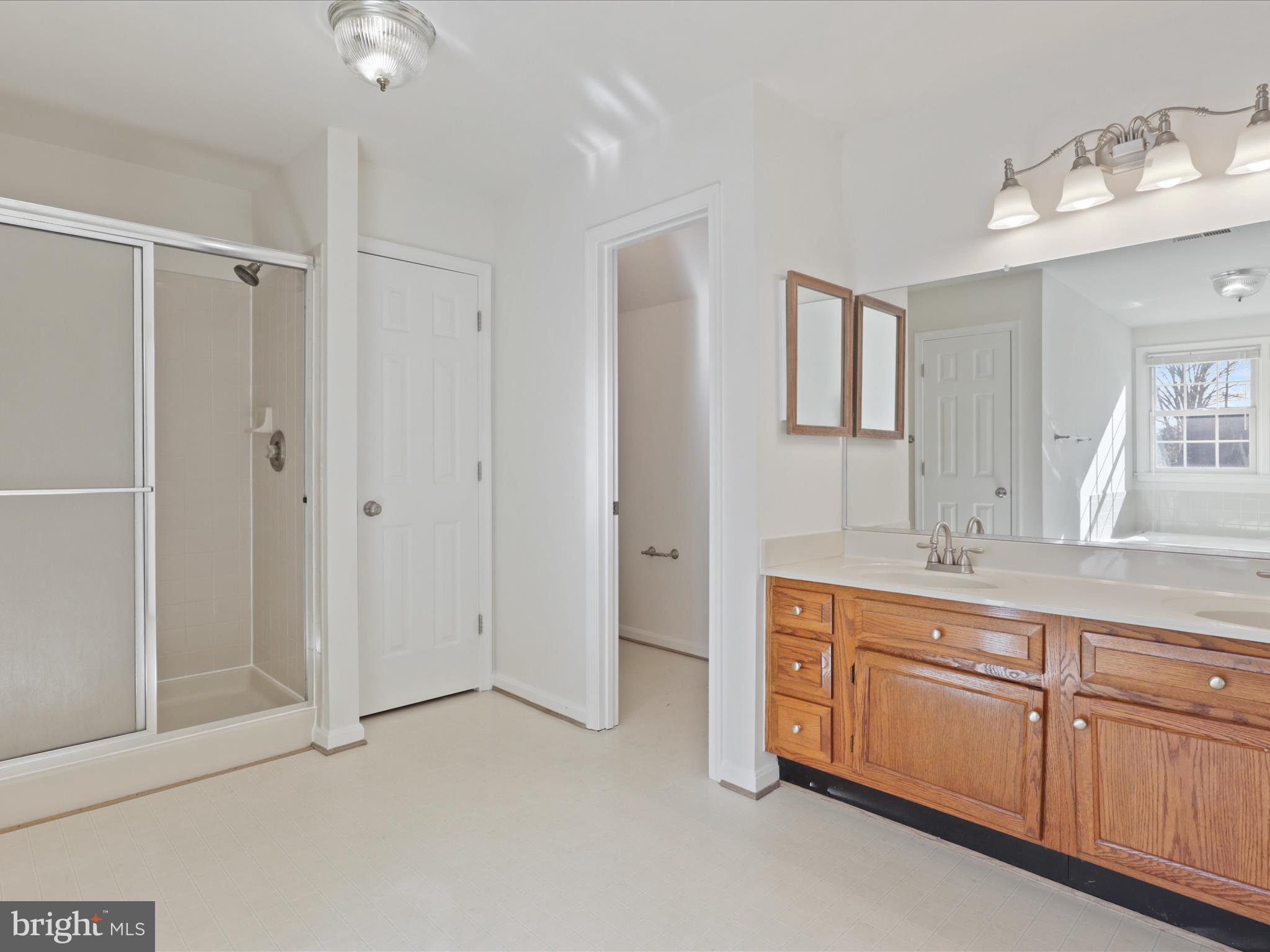 FOX POINT - Residential