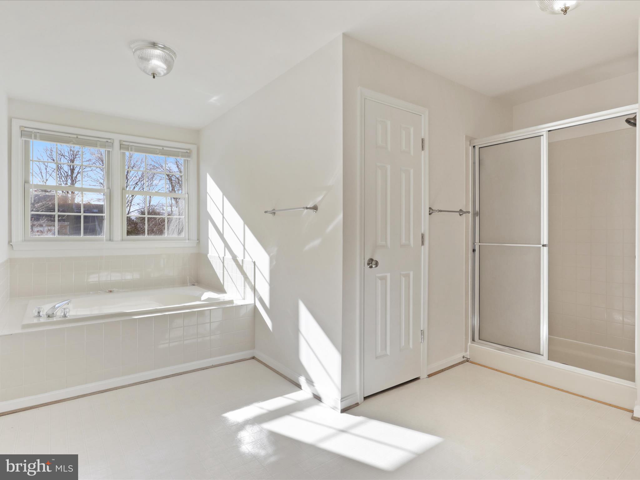 FOX POINT - Residential