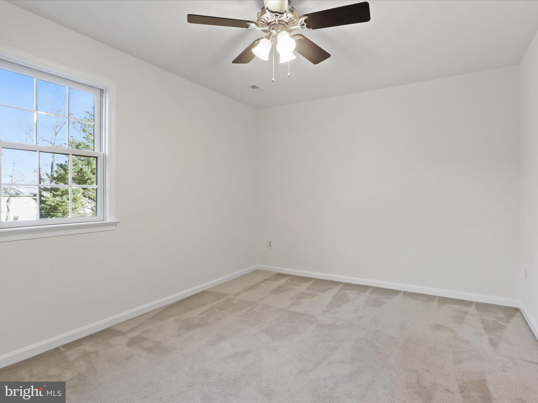 FOX POINT - Residential