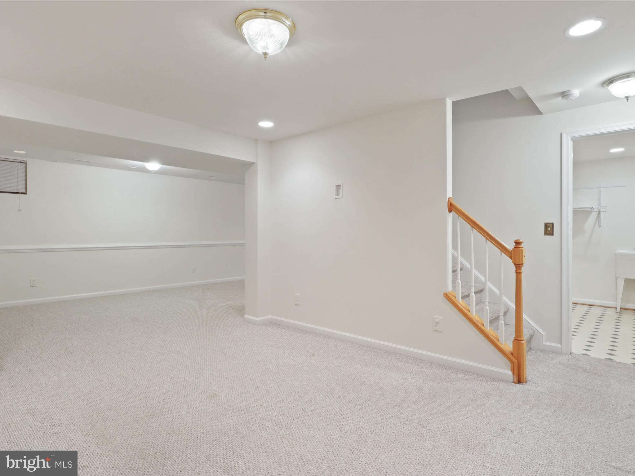 FOX POINT - Residential