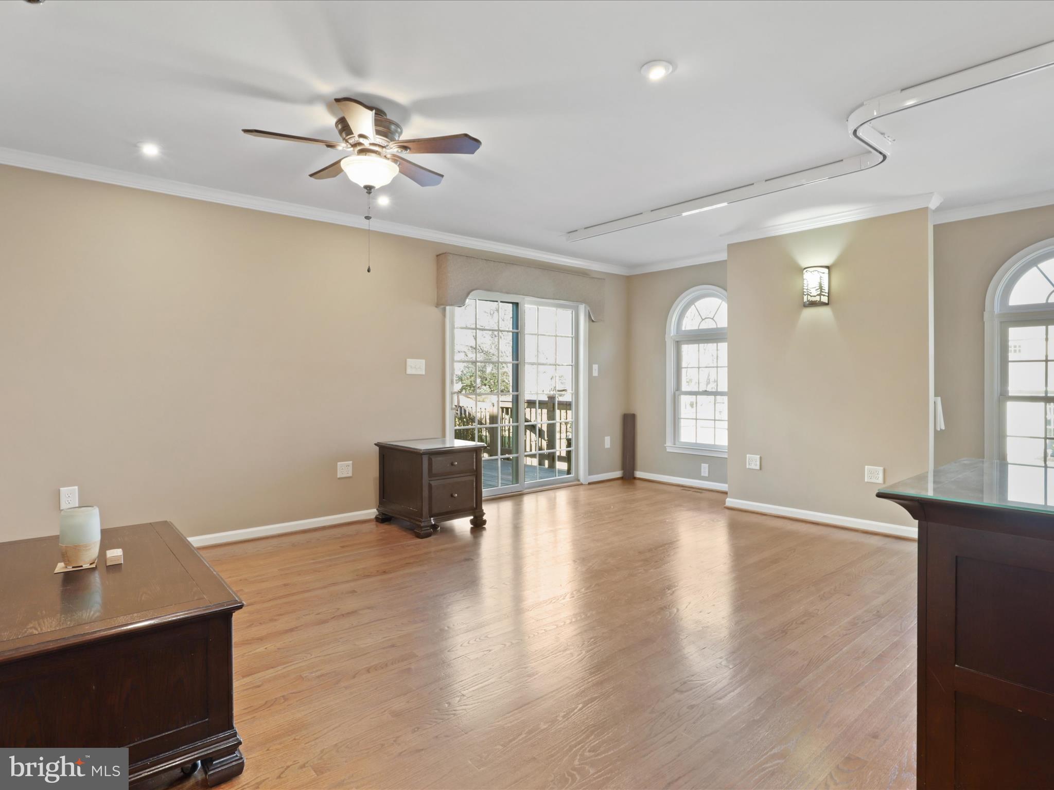 FOX POINT - Residential