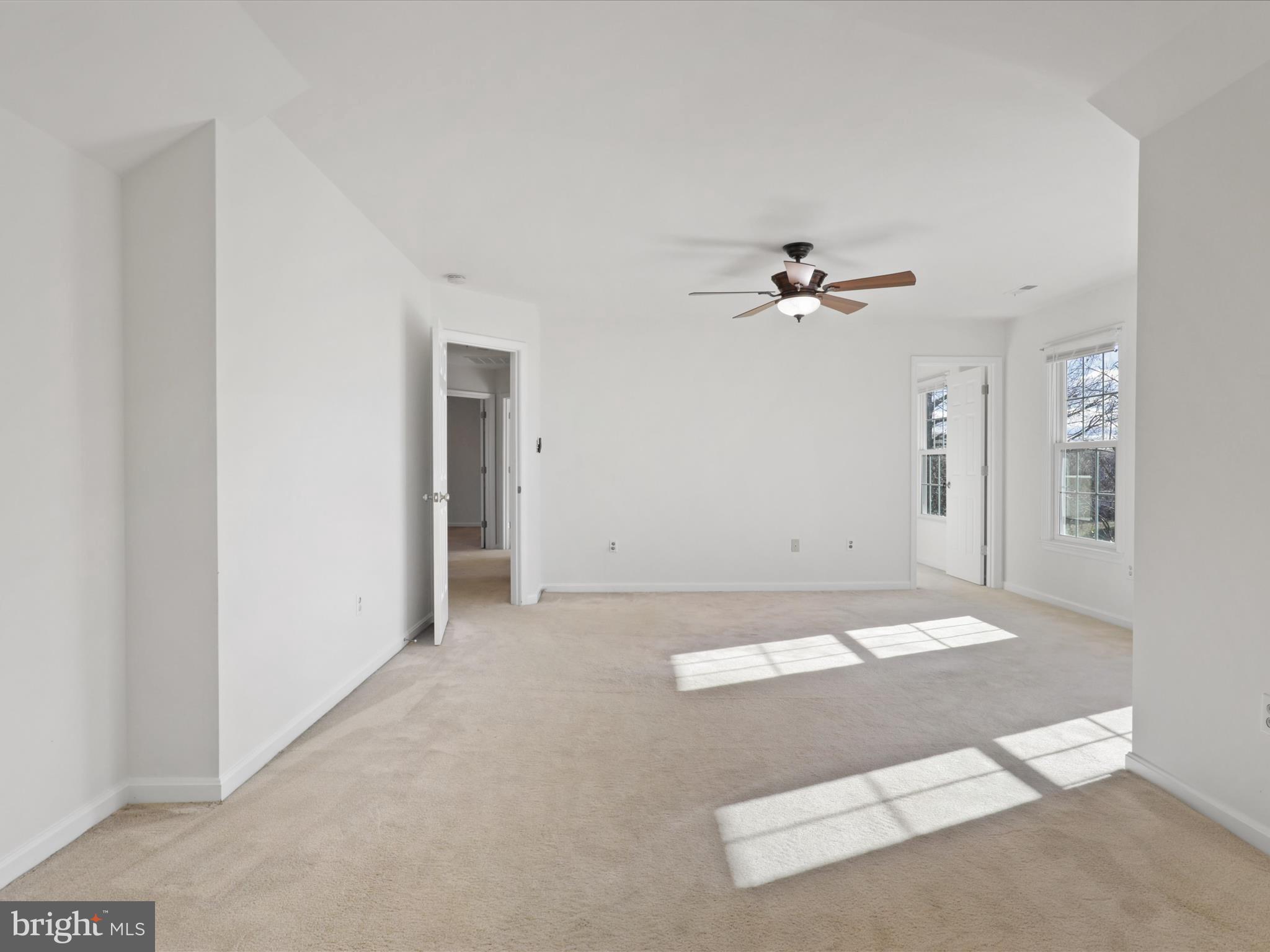 FOX POINT - Residential