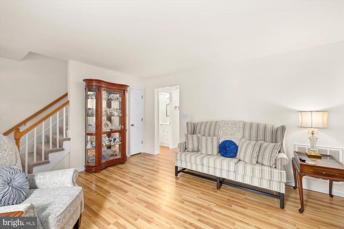 OLDE GREENWICH - Residential